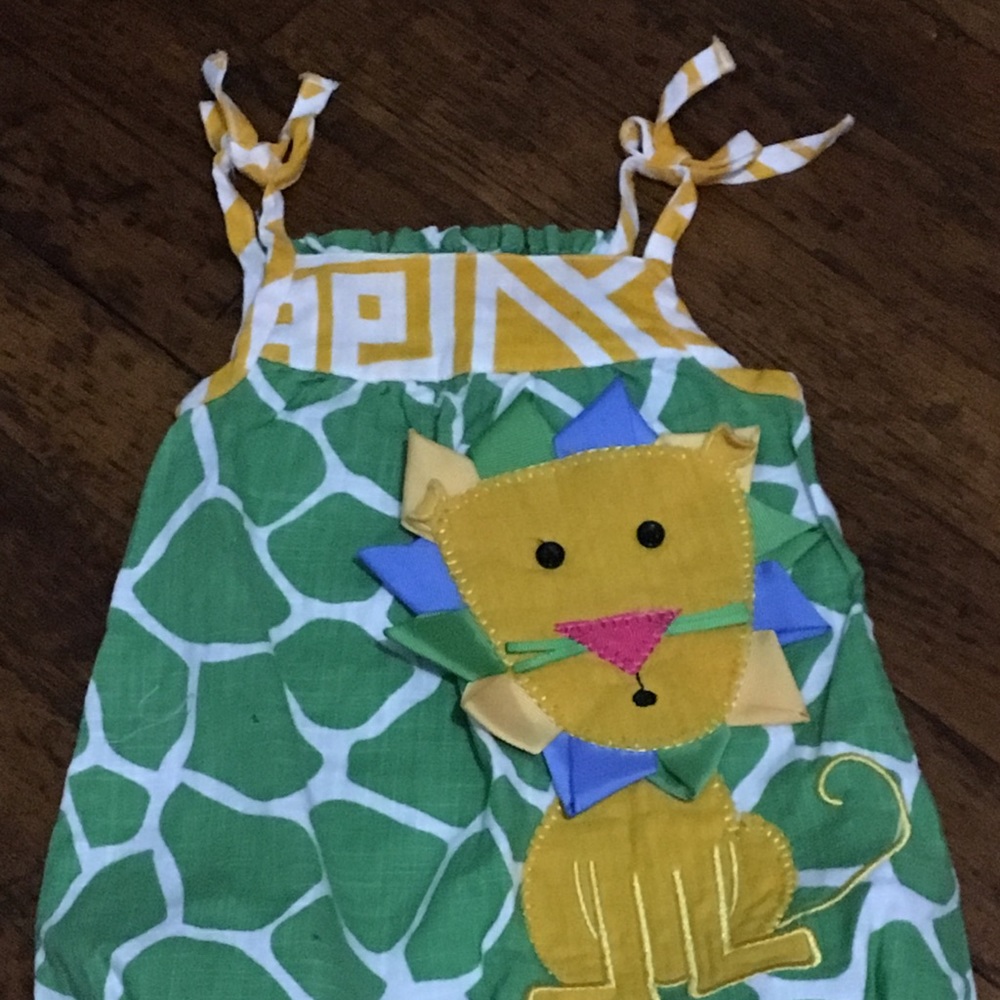 Adorable Mud Pie 🥧  Romper EUC -Worn 1x